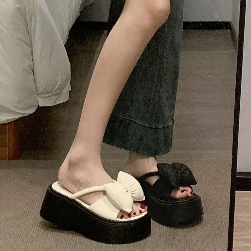 厚底リボンサンダル