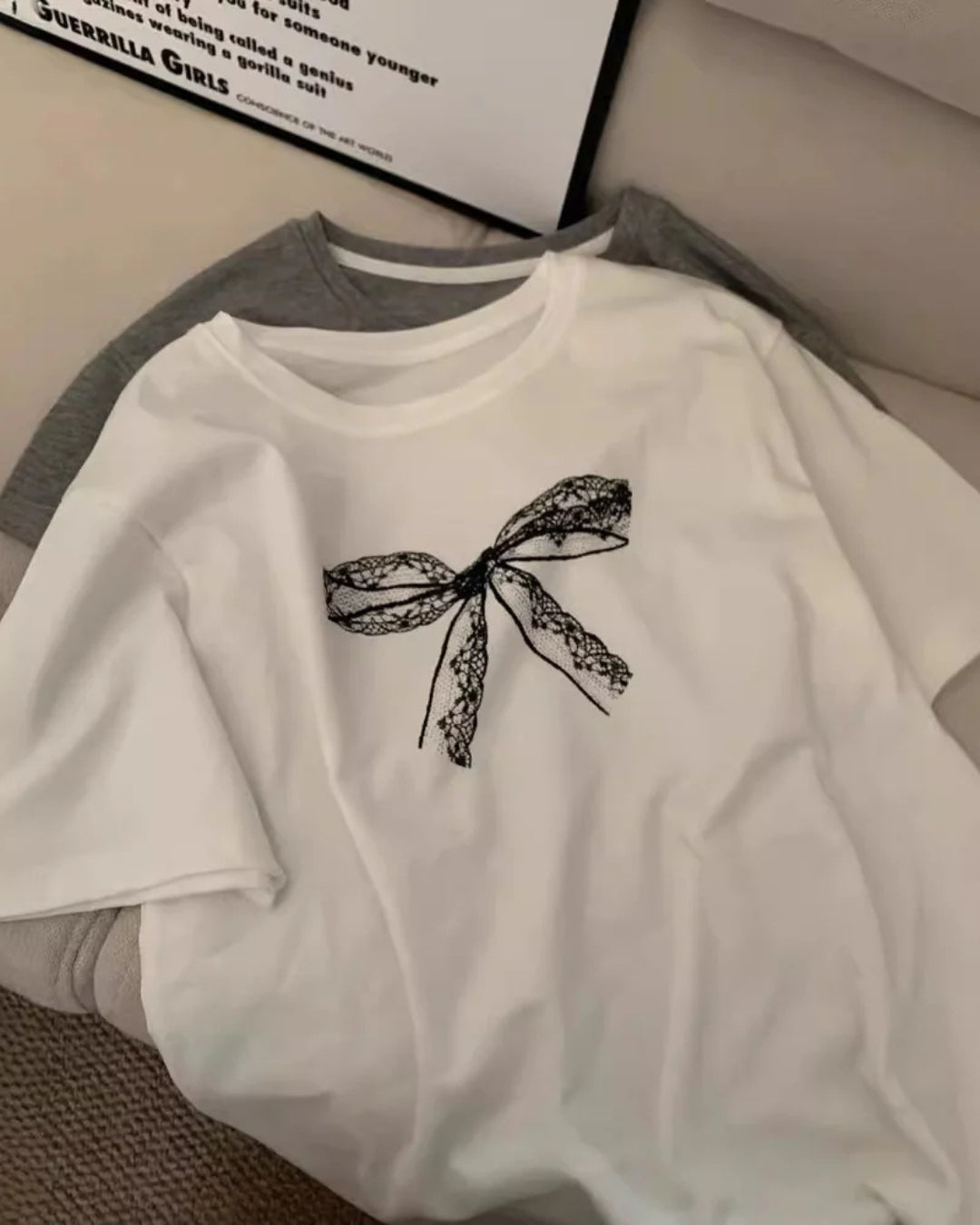 リボンプリントTシャツ
