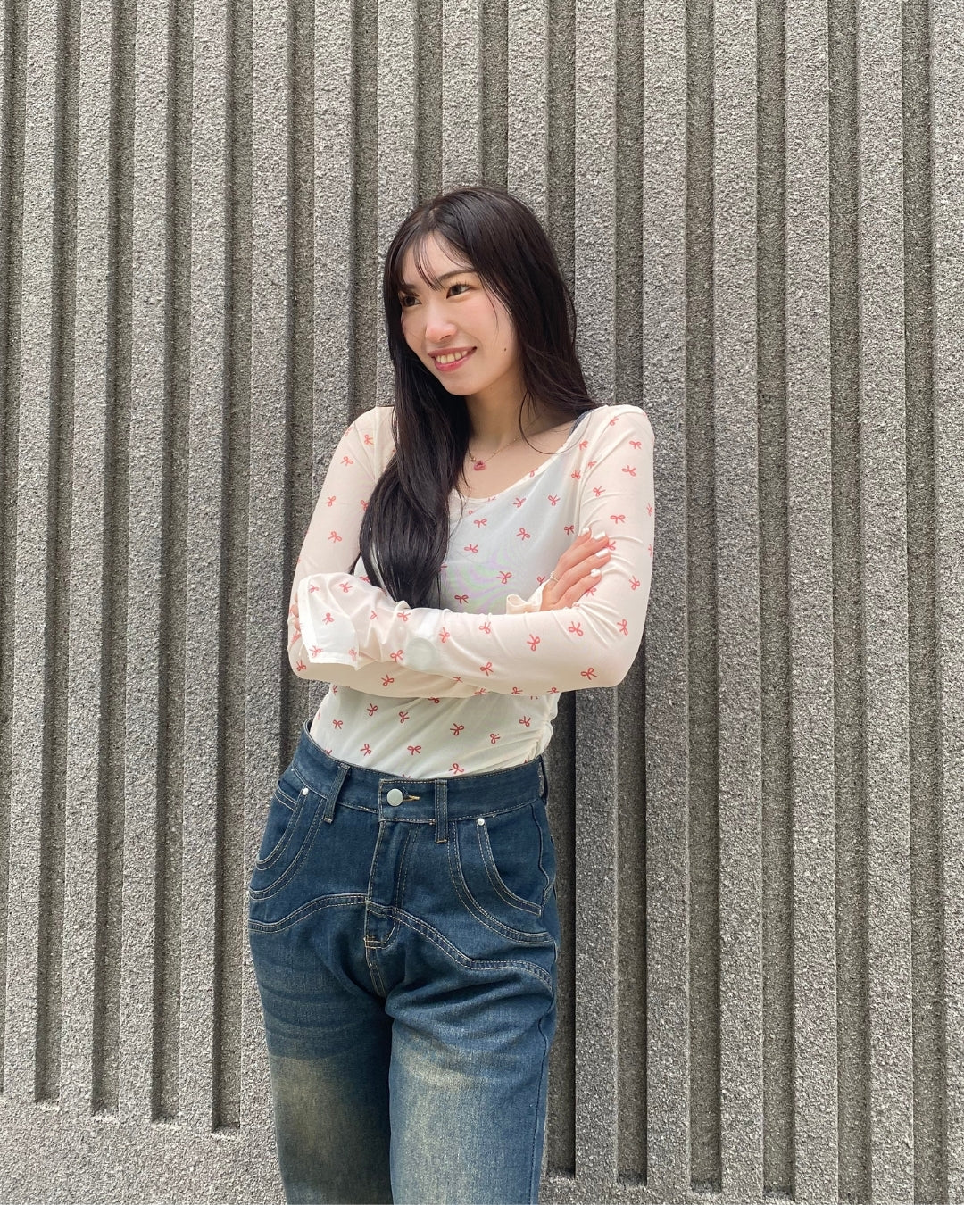 リボンシアートップス